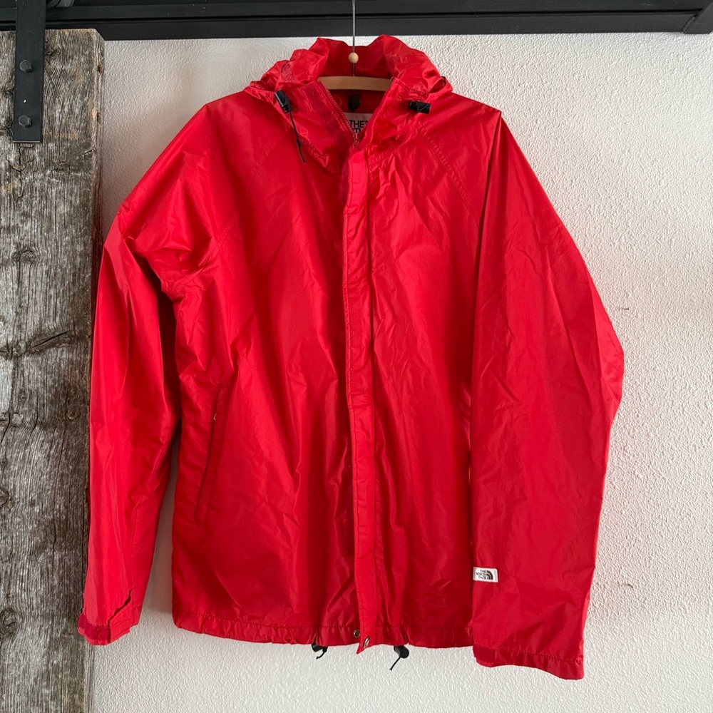 Vintage North Face  Red Hooded Rain Jacket Large - Picture 15 of 17